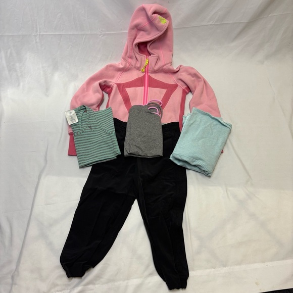 Ivivva Girls 6-7 5 Piece Clothing Bundle Capri Pants Tank Tops Tee Shirt Hoody - Picture 1 of 9